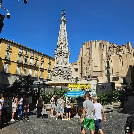 Niloufar Hébergement de vacances Naples