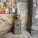 Niloufar